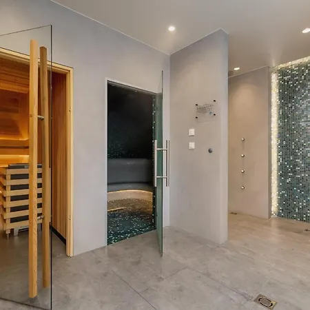 With Balcony In The Mountains By Renters *