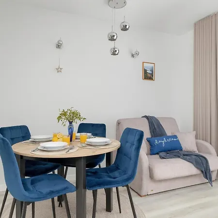 Lejlighedshotel With Balcony In The Mountains By Renters